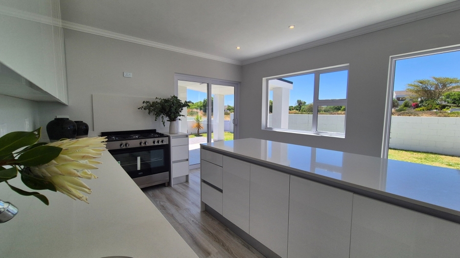 3 Bedroom Property for Sale in Country Club Western Cape